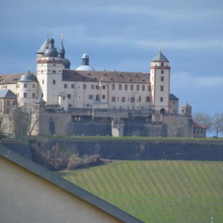 Avenzio Apartment Wurzburg Bagian luar foto